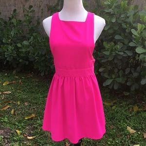 Néon pink mini Pinafore dress costume